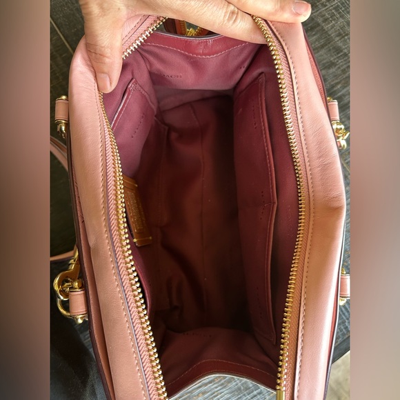 Limited Edition Selena Gomez x Coach purse - Picture 9 of 16